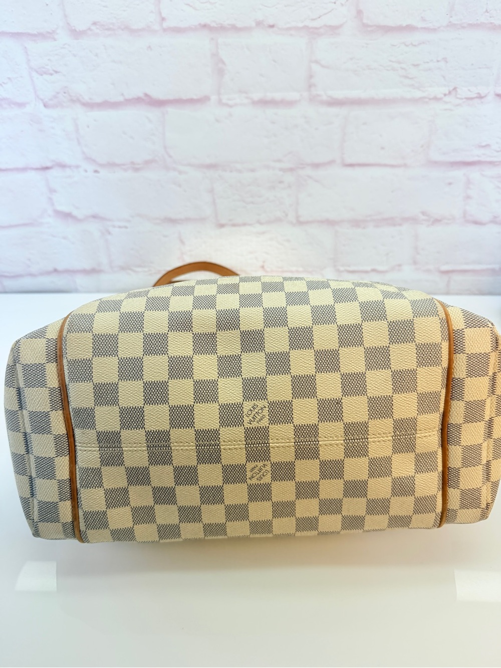 Luxury Checkered Canvas Tote with Tan Leather Straps - Picture 6 of 14